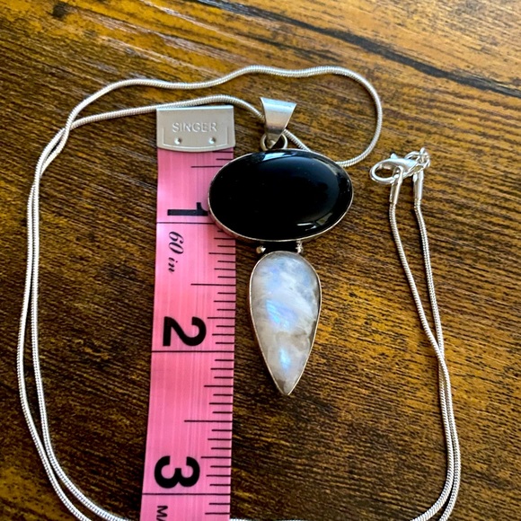 Boho Gorgeous Black Onyx Rainbow  Moonstone Teardrop Pendant Necklace - Picture 3 of 4